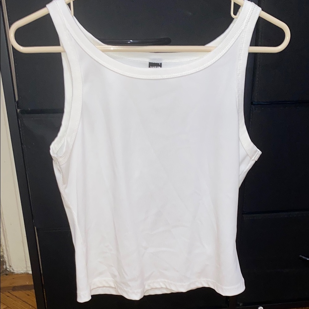 SHEIN White Fitted Sleeveless Tank Top